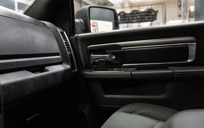 Dodge RAM cena 319900 przebieg: 10, rok produkcji 2023 z Nowy Dwór Mazowiecki małe 466